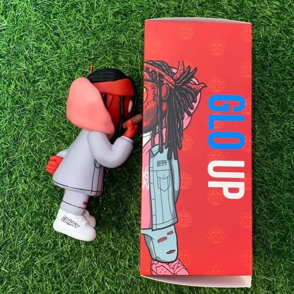 Fredo Glo Gang Vinyl worldwide toy collectible brand new 20CM display decoration - Picture 6 of 6